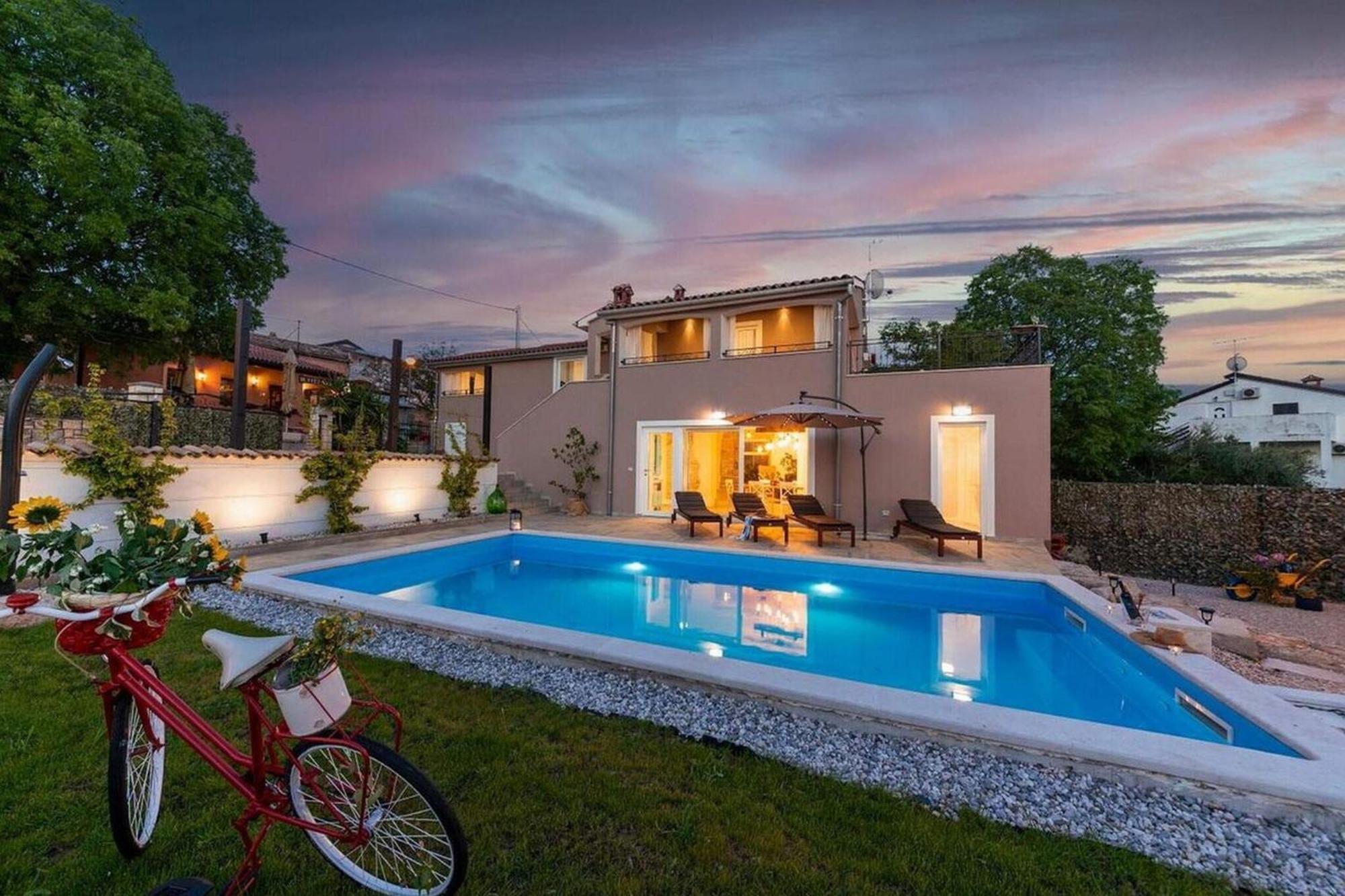 Villa Corinna Kukci Ngoại thất bức ảnh