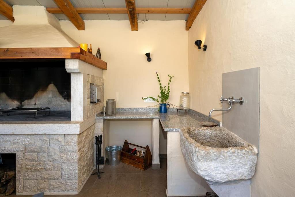 Villa Corinna Kukci Ngoại thất bức ảnh
