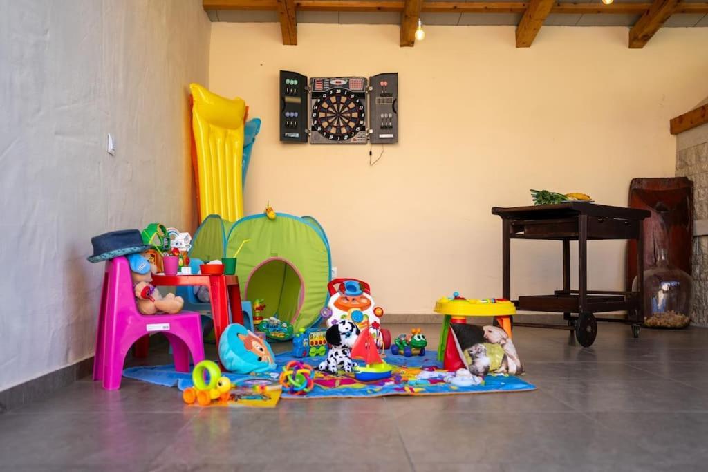 Villa Corinna Kukci Ngoại thất bức ảnh