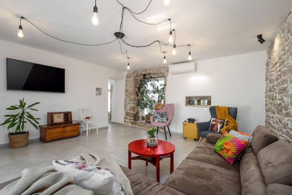 Villa Corinna Kukci Ngoại thất bức ảnh
